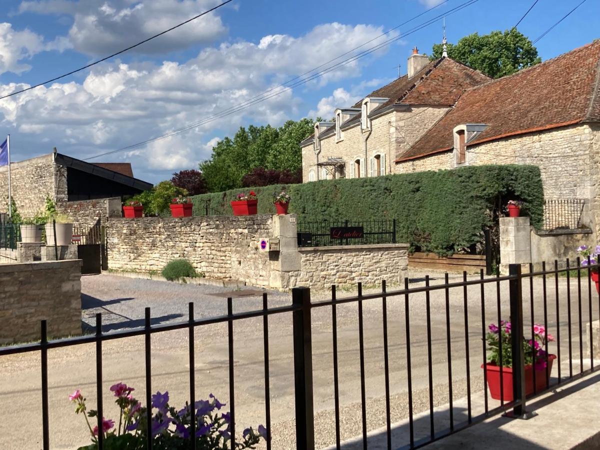 L'Aubergiste Hotell Corcelles-les-Arts Eksteriør bilde